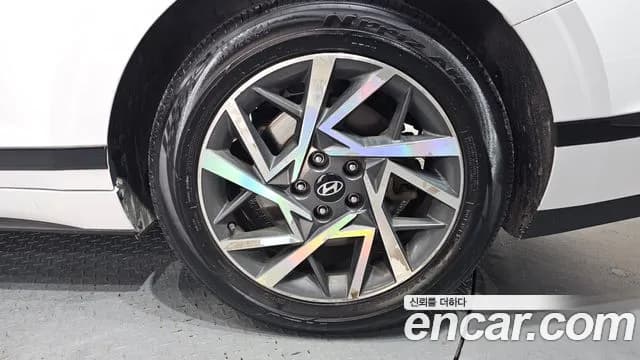 2023 Hyundai Grandeur (GN7) 3.5 LPG 2WD (Taxi) Sold VIN KMHN341FBPA024737 – rear exterior 2023 Hyundai Grandeur (GN7) 3.5 LPG 2WD (Taxi) Sold VIN KMHN341FBPA024737 – rear exterior