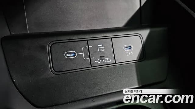 2023 Hyundai Grandeur (GN7) 3.5 LPG 2WD (Taxi) Sold VIN KMHN341FBPA041004 – interior seats 2023 Hyundai Grandeur (GN7) 3.5 LPG 2WD (Taxi) Sold VIN KMHN341FBPA041004 – interior seats
