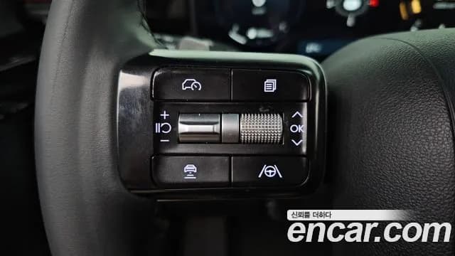 2023 Hyundai Grandeur (GN7) 3.5 LPG 2WD (Taxi) Sold VIN KMHN341FBPA055287 – interior seats 2023 Hyundai Grandeur (GN7) 3.5 LPG 2WD (Taxi) Sold VIN KMHN341FBPA055287 – interior seats