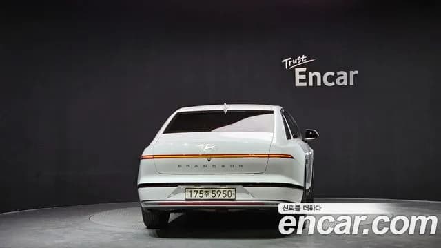 2023 Hyundai Grandeur (GN7) 3.5 LPG 2WD (Taxi) Sold VIN KMHN341FBPA057850 – undercarriage 2023 Hyundai Grandeur (GN7) 3.5 LPG 2WD (Taxi) Sold VIN KMHN341FBPA057850 – undercarriage