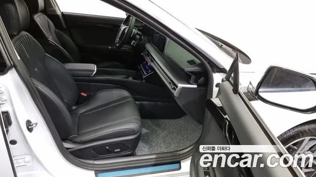 2024 Hyundai Grandeur (GN7) 3.5 LPG 2WD (Taxi) Sold VIN KMHN341FBRA063021 – interior seats 2024 Hyundai Grandeur (GN7) 3.5 LPG 2WD (Taxi) Sold VIN KMHN341FBRA063021 – interior seats