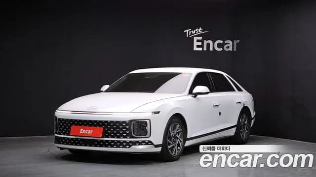 2024 Hyundai Grandeur (GN7) 3.5 LPG 2WD (Taxi) Sold VIN KMHN341FBRA072820 – front exterior 2024 Hyundai Grandeur (GN7) 3.5 LPG 2WD (Taxi) Sold VIN KMHN341FBRA072820 – front exterior