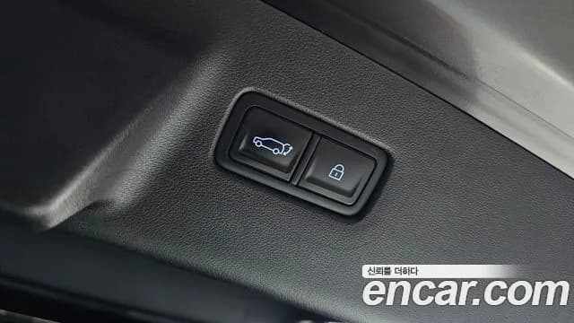 2024 Hyundai Santa Fe (MX5) HEV 1.6 2WD Sold VIN KMHP3811BRU012622 – exterior detail 2024 Hyundai Santa Fe (MX5) HEV 1.6 2WD Sold VIN KMHP3811BRU012622 – exterior detail