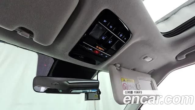 2024 Hyundai Santa Fe (MX5) Gasoline 2.5T 2WD Sold VIN KMHP381LGRU006784 – interior seats 2024 Hyundai Santa Fe (MX5) Gasoline 2.5T 2WD Sold VIN KMHP381LGRU006784 – interior seats