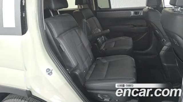 2024 Hyundai Santa Fe (MX5) Gasoline 2.5T 2WD Sold VIN KMHP381LGRU009961 – interior seats 2024 Hyundai Santa Fe (MX5) Gasoline 2.5T 2WD Sold VIN KMHP381LGRU009961 – interior seats