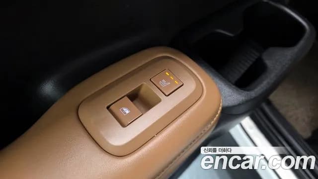 2024 Hyundai Santa Fe (MX5) Gasoline 2.5T 2WD Sold VIN KMHP381LGRU034780 – interior seats 2024 Hyundai Santa Fe (MX5) Gasoline 2.5T 2WD Sold VIN KMHP381LGRU034780 – interior seats