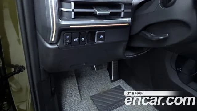 2024 Hyundai Santa Fe (MX5) Gasoline 2.5T 2WD Sold VIN KMHP381LGRU035496 – exterior detail 2024 Hyundai Santa Fe (MX5) Gasoline 2.5T 2WD Sold VIN KMHP381LGRU035496 – exterior detail