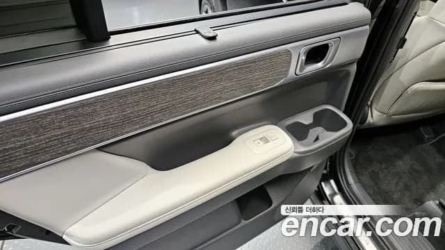 2025 Hyundai Santa Fe (MX5) Gasoline 2.5T 2WD Sold VIN KMHP381LGSU041197 – rear exterior 2025 Hyundai Santa Fe (MX5) Gasoline 2.5T 2WD Sold VIN KMHP381LGSU041197 – rear exterior