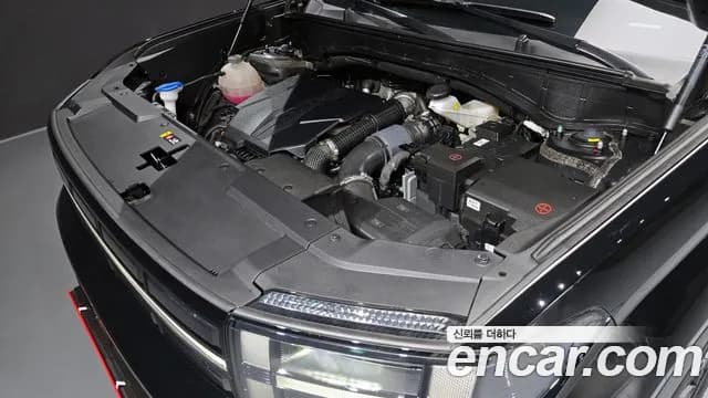2025 Hyundai Santa Fe (MX5) Gasoline 2.5T 2WD Sold VIN KMHP381LGSU048190 – interior seats 2025 Hyundai Santa Fe (MX5) Gasoline 2.5T 2WD Sold VIN KMHP381LGSU048190 – interior seats