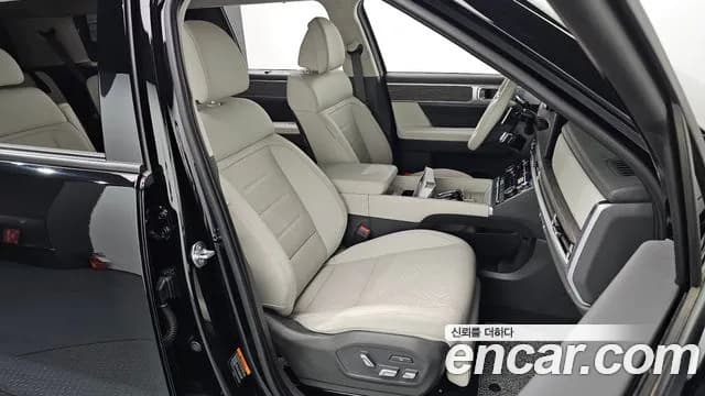 2024 Hyundai Santa Fe (MX5) Gasoline 2.5T 4WD Sold VIN KMHP381LHRU028660 – interior seats 2024 Hyundai Santa Fe (MX5) Gasoline 2.5T 4WD Sold VIN KMHP381LHRU028660 – interior seats