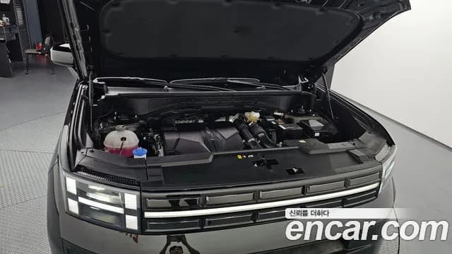 2024 Hyundai Santa Fe (MX5) Gasoline 2.5T 4WD Sold VIN KMHP381LHRU028660 – trunk area 2024 Hyundai Santa Fe (MX5) Gasoline 2.5T 4WD Sold VIN KMHP381LHRU028660 – trunk area