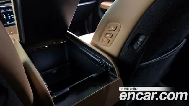 2024 Hyundai Santa Fe (MX5) HEV 1.6 2WD Sold VIN KMHP5811BRU003462 – trunk area 2024 Hyundai Santa Fe (MX5) HEV 1.6 2WD Sold VIN KMHP5811BRU003462 – trunk area