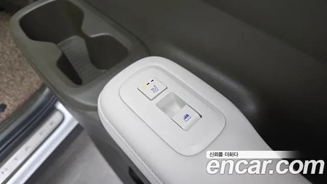 2024 Hyundai Santa Fe (MX5) HEV 1.6 2WD Sold VIN KMHP5811BRU009376 – interior seats 2024 Hyundai Santa Fe (MX5) HEV 1.6 2WD Sold VIN KMHP5811BRU009376 – interior seats