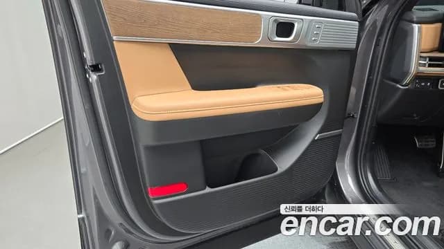 2024 Hyundai Santa Fe (MX5) HEV 1.6 2WD Sold VIN KMHP5811BRU037728 – interior seats 2024 Hyundai Santa Fe (MX5) HEV 1.6 2WD Sold VIN KMHP5811BRU037728 – interior seats