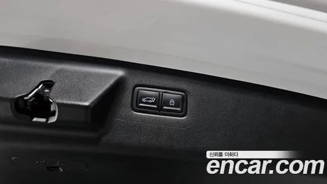 2024 Hyundai Santa Fe (MX5) HEV 1.6 2WD Sold VIN KMHP5811BRU058452 – rear exterior 2024 Hyundai Santa Fe (MX5) HEV 1.6 2WD Sold VIN KMHP5811BRU058452 – rear exterior