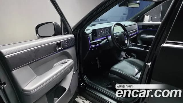 2024 Hyundai Santa Fe (MX5) Gasoline 2.5T 2WD Sold VIN KMHP581LGRU008392 – exterior detail 2024 Hyundai Santa Fe (MX5) Gasoline 2.5T 2WD Sold VIN KMHP581LGRU008392 – exterior detail