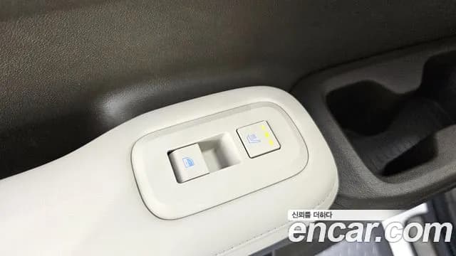 2024 Hyundai Santa Fe (MX5) Gasoline 2.5T 2WD Sold VIN KMHP581LGRU009812 – side profile 2024 Hyundai Santa Fe (MX5) Gasoline 2.5T 2WD Sold VIN KMHP581LGRU009812 – side profile