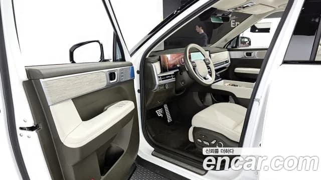 2024 Hyundai Santa Fe (MX5) Gasoline 2.5T 2WD Sold VIN KMHP581LGRU009812 – exterior detail 2024 Hyundai Santa Fe (MX5) Gasoline 2.5T 2WD Sold VIN KMHP581LGRU009812 – exterior detail