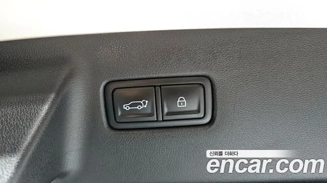 2024 Hyundai Santa Fe (MX5) Gasoline 2.5T 2WD Sold VIN KMHP581LGRU012883 – interior seats 2024 Hyundai Santa Fe (MX5) Gasoline 2.5T 2WD Sold VIN KMHP581LGRU012883 – interior seats