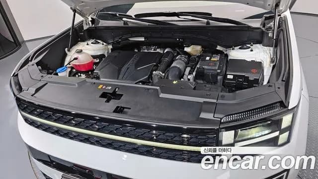 2024 Hyundai Santa Fe (MX5) Gasoline 2.5T 2WD Sold VIN KMHP581LGRU012883 – trunk area 2024 Hyundai Santa Fe (MX5) Gasoline 2.5T 2WD Sold VIN KMHP581LGRU012883 – trunk area