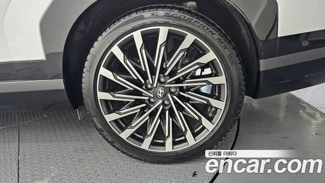 2024 Hyundai Santa Fe (MX5) Gasoline 2.5T 2WD Sold VIN KMHP581LGRU023094 – trunk area 2024 Hyundai Santa Fe (MX5) Gasoline 2.5T 2WD Sold VIN KMHP581LGRU023094 – trunk area