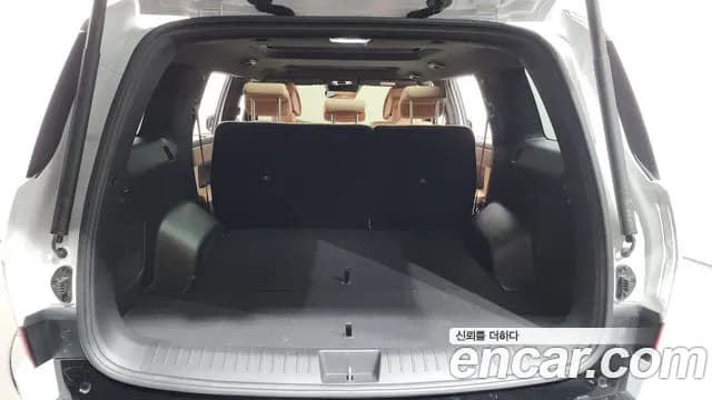 2024 Hyundai Santa Fe (MX5) Gasoline 2.5T 2WD Sold VIN KMHP581LGRU026955 – exterior detail 2024 Hyundai Santa Fe (MX5) Gasoline 2.5T 2WD Sold VIN KMHP581LGRU026955 – exterior detail