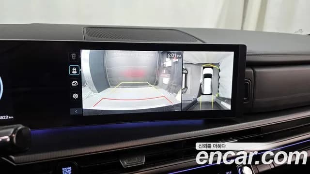 2025 Hyundai Santa Fe (MX5) Gasoline 2.5T 2WD Sold VIN KMHP581LGSU040669 – interior seats 2025 Hyundai Santa Fe (MX5) Gasoline 2.5T 2WD Sold VIN KMHP581LGSU040669 – interior seats