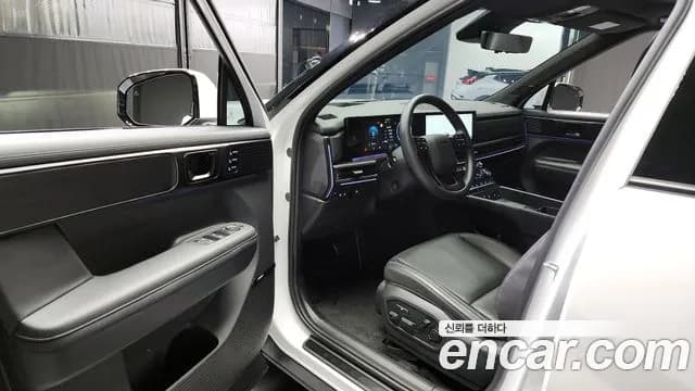 2024 Hyundai Santa Fe (MX5) Gasoline 2.5T 4WD Sold VIN KMHP581LHRU005150 – interior seats 2024 Hyundai Santa Fe (MX5) Gasoline 2.5T 4WD Sold VIN KMHP581LHRU005150 – interior seats