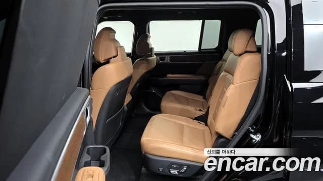 2024 Hyundai Santa Fe (MX5) Gasoline 2.5T 4WD Sold VIN KMHP581LHRU010178 – interior seats 2024 Hyundai Santa Fe (MX5) Gasoline 2.5T 4WD Sold VIN KMHP581LHRU010178 – interior seats