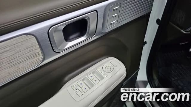 2024 Hyundai Santa Fe (MX5) Gasoline 2.5T 4WD Sold VIN KMHP581LHRU010519 – interior seats 2024 Hyundai Santa Fe (MX5) Gasoline 2.5T 4WD Sold VIN KMHP581LHRU010519 – interior seats