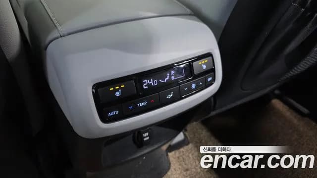 2024 Hyundai The New Palisade Diesel 2.2 2WD Sold VIN KMHR281ABRU712128 – undercarriage 2024 Hyundai The New Palisade Diesel 2.2 2WD Sold VIN KMHR281ABRU712128 – undercarriage