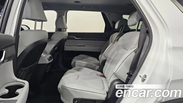 2024 Hyundai The New Palisade Diesel 2.2 2WD Sold VIN KMHR281ABRU864631 – interior seats 2024 Hyundai The New Palisade Diesel 2.2 2WD Sold VIN KMHR281ABRU864631 – interior seats