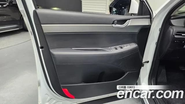 2023 Hyundai The New Palisade Gasoline 3.8 4WD Sold VIN KMHR281EDPU562385 – interior seats 2023 Hyundai The New Palisade Gasoline 3.8 4WD Sold VIN KMHR281EDPU562385 – interior seats