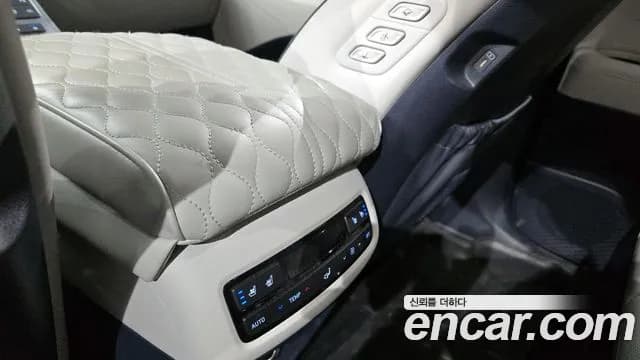 2023 Hyundai The New Palisade Diesel 2.2 2WD Sold VIN KMHR381ABPU497817 – photo 19 2023 Hyundai The New Palisade Diesel 2.2 2WD Sold VIN KMHR381ABPU497817 – photo 19