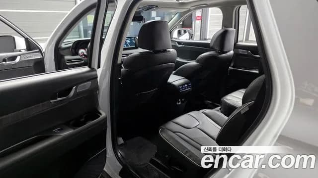 2023 Hyundai The New Palisade Diesel 2.2 2WD Sold VIN KMHR381ABPU596996 – photo 13 2023 Hyundai The New Palisade Diesel 2.2 2WD Sold VIN KMHR381ABPU596996 – photo 13