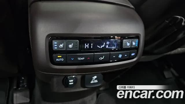 2023 Hyundai The New Palisade Diesel 2.2 4WD Sold VIN KMHR581ADPU572092 – interior seats 2023 Hyundai The New Palisade Diesel 2.2 4WD Sold VIN KMHR581ADPU572092 – interior seats