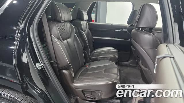2023 Hyundai The New Palisade Gasoline 3.8 2WD Sold VIN KMHR581EBPU493797 – interior seats 2023 Hyundai The New Palisade Gasoline 3.8 2WD Sold VIN KMHR581EBPU493797 – interior seats