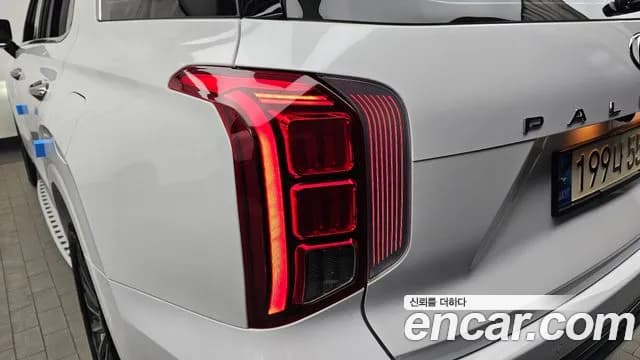 2023 Hyundai The New Palisade Gasoline 3.8 2WD Sold VIN KMHR581EBPU607125 – exterior detail 2023 Hyundai The New Palisade Gasoline 3.8 2WD Sold VIN KMHR581EBPU607125 – exterior detail