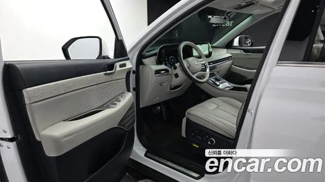 2023 Hyundai The New Palisade Gasoline 3.8 2WD Sold VIN KMHR581EBPU620492 – interior seats 2023 Hyundai The New Palisade Gasoline 3.8 2WD Sold VIN KMHR581EBPU620492 – interior seats