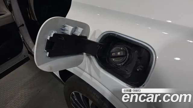 2023 Hyundai The New Palisade Gasoline 3.8 2WD Sold VIN KMHR581EBPU623664 – exterior detail 2023 Hyundai The New Palisade Gasoline 3.8 2WD Sold VIN KMHR581EBPU623664 – exterior detail
