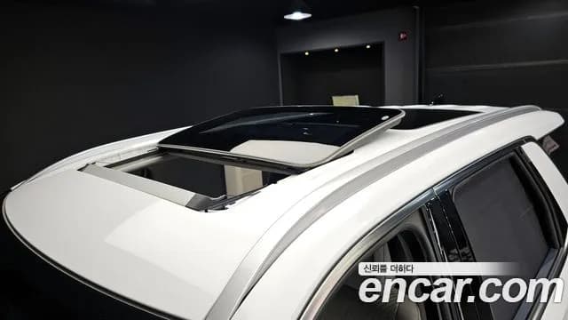 2023 Hyundai The New Palisade Gasoline 3.8 2WD Sold VIN KMHR581EBPU644469 – undercarriage 2023 Hyundai The New Palisade Gasoline 3.8 2WD Sold VIN KMHR581EBPU644469 – undercarriage
