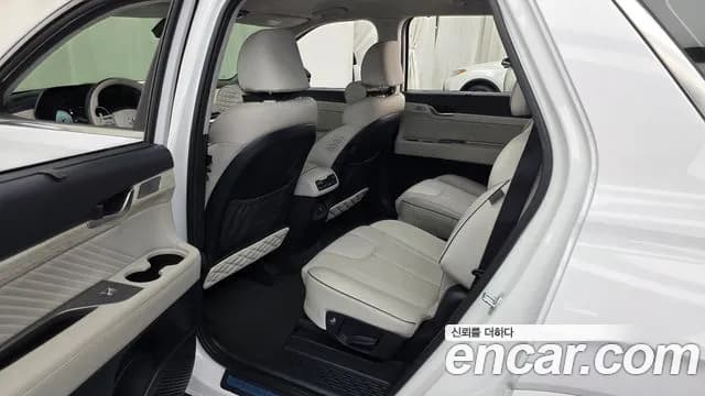 2023 Hyundai The New Palisade Gasoline 3.8 4WD Sold VIN KMHR581EDPU517493 – photo 14 2023 Hyundai The New Palisade Gasoline 3.8 4WD Sold VIN KMHR581EDPU517493 – photo 14
