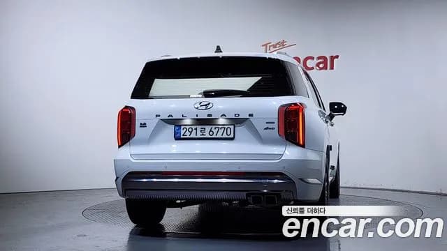 2023 Hyundai The New Palisade Gasoline 3.8 4WD Sold VIN KMHR581EDPU532104 – interior seats 2023 Hyundai The New Palisade Gasoline 3.8 4WD Sold VIN KMHR581EDPU532104 – interior seats
