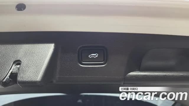 2023 Hyundai The New Palisade Gasoline 3.8 4WD Sold VIN KMHR581EDPU606119 – photo 18 2023 Hyundai The New Palisade Gasoline 3.8 4WD Sold VIN KMHR581EDPU606119 – photo 18