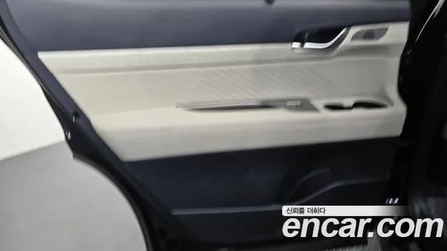 2023 Hyundai The New Palisade Gasoline 3.8 4WD Sold VIN KMHR581EDPU634998 – photo 17 2023 Hyundai The New Palisade Gasoline 3.8 4WD Sold VIN KMHR581EDPU634998 – photo 17