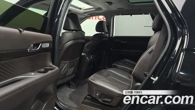2023 Hyundai The New Palisade Gasoline 3.8 4WD Sold VIN KMHR581EDPU637367 – interior seats 2023 Hyundai The New Palisade Gasoline 3.8 4WD Sold VIN KMHR581EDPU637367 – interior seats