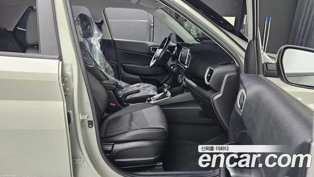 2020 Hyundai Venue 1.6 Smart Sold VIN KMHRA813ELU058046 – side profile 2020 Hyundai Venue 1.6 Smart Sold VIN KMHRA813ELU058046 – side profile
