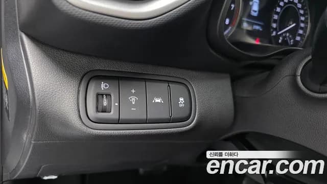 2020 Hyundai Venue 1.6 Modern Sold VIN KMHRB813ELU004261 – exterior detail 2020 Hyundai Venue 1.6 Modern Sold VIN KMHRB813ELU004261 – exterior detail