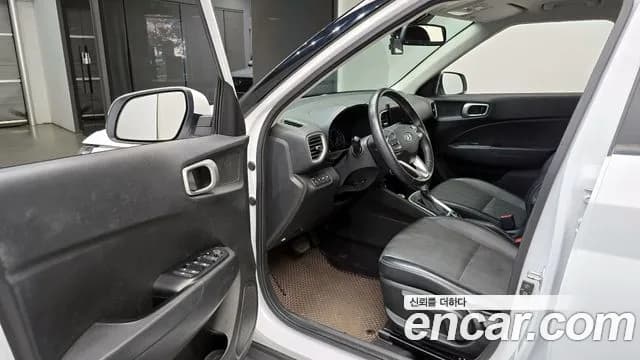 2020 Hyundai Venue 1.6 Modern Sold VIN KMHRB813ELU010096 – rear exterior 2020 Hyundai Venue 1.6 Modern Sold VIN KMHRB813ELU010096 – rear exterior