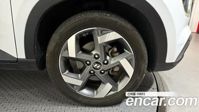 2020 Hyundai Venue 1.6 Modern Sold VIN KMHRB813ELU010096 – trunk area 2020 Hyundai Venue 1.6 Modern Sold VIN KMHRB813ELU010096 – trunk area